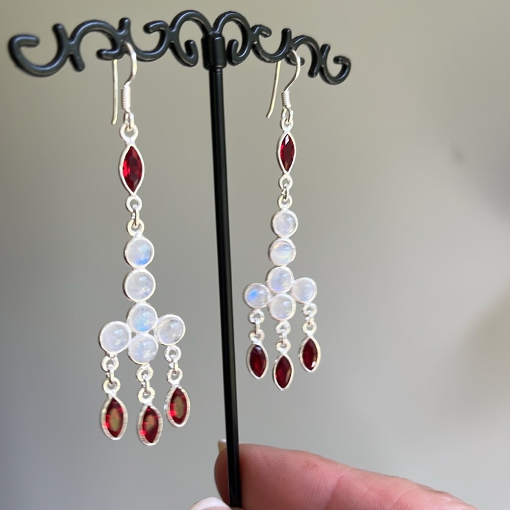 Elegant Moonstone and Garnet in Sterling Silver Dangle Earrings - Picture 4 of 5
